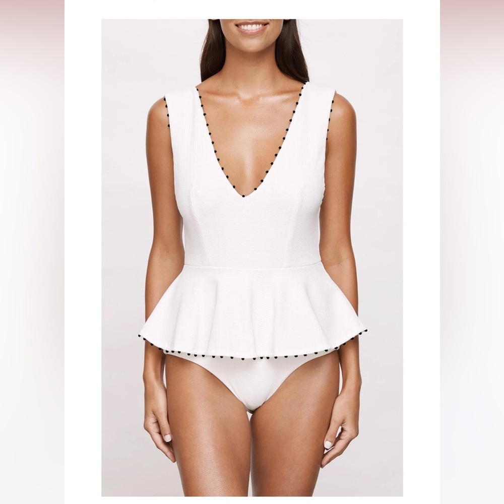 NWT MARYSIA FRENCH GRAMERCY MAILLOT IN COCONUT/BLACK, SIZE M